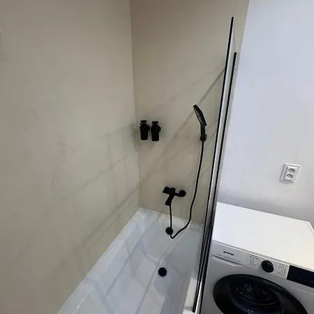 Apartamento Modern Near Center *